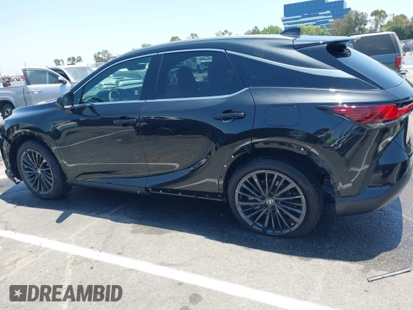 2025 Lexus RX 350 with VIN 2T2BAMBAXSC058589, listed as a IAAI auction lot 42620541 with 2,262 mi miles and . Bid and sale history available at DreamBid. Image 15.