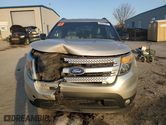 2011 Ford Explorer XLT with VIN 1FMHK7D8XBGA90138, listed as a Copart auction lot 48852305 with 146,993 mi miles and Salvage Title. Bid and sale history available at carsss.com. Image 5.