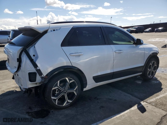 2024 Kia Niro SX Touring with VIN KNDCT3LE1R5130253, listed as a Copart auction lot 49088675 with 10,126 mi miles and Salvage Title. Bid and sale history available at carsss.com. Image 3.