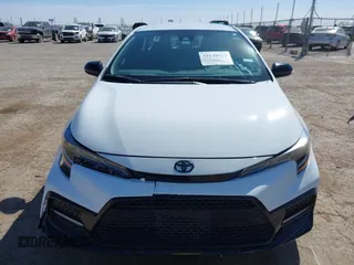 2021 Toyota Corolla SE with VIN 5YFS4MCE4MP075548, listed as a IAAI auction lot 41648015 with 28,840 mi miles. Bid and sale history available at carsss.com. Image 12.