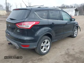 2013 Ford Escape SE with VIN 1FMCU9G95DUA03948, listed as a IAAI auction lot 41666358 with 233,187 mi miles. Bid and sale history available at carsss.com. Image 4.