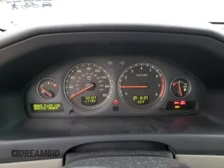2006 Volvo S60 2.4L Turbo with VIN YV1RS547362531500, listed as a Copart auction lot 88526575 with 60,107 mi miles and Salvage Title. Bid and sale history available at carsss.com. Image 9.