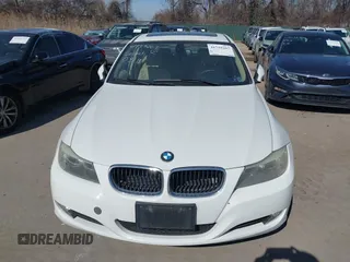 2011 BMW 3 Series 328i with VIN WBAPH7C59BE461739, listed as a IAAI auction lot 41759267 with 192,266 mi miles. Bid and sale history available at carsss.com. Image 12.