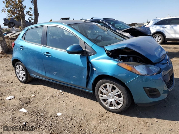 2012 Mazda Mazda2 Sport with VIN JM1DE1KZ0C0150392, listed as a Copart auction lot 73841344 with 12,812 mi miles and Salvage Title. Bid and sale history available at carsss.com. Image 4.