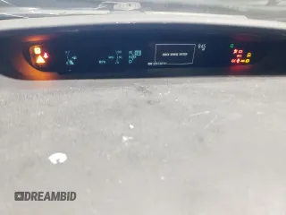 2011 Toyota Prius I z VIN JTDKN3DU3B0302992, wystawiony jako Copart lot #55957085 z przebiegiem 201 305 mil mil oraz Szkoda całkowita • Salvage title. Historia ofert i sprzedaży dostępna na DreamBid. Obrazek 9.