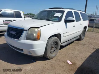 2009 GMC Yukon XL SLT w/4SB with VIN 1GKFC36J49R210309, listed as a IAAI auction lot 42025315 with 236,004 mi miles. Bid and sale history available at carsss.com. Image 17.