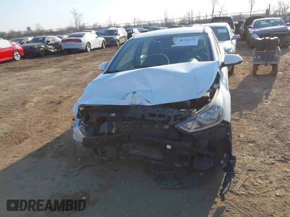 2019 Hyundai Accent SE with VIN 3KPC24A39KE070324, listed as a IAAI auction lot 41768121 with 62,500 mi miles. Bid and sale history available at carsss.com. Image 13.