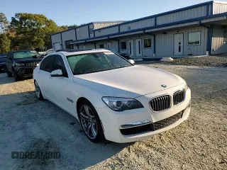 2015 BMW 7 Series 740Li with VIN WBAYE4C59FD139044, listed as a Copart auction lot 75907584 with 113,587 mi miles and Salvage Title. Bid and sale history available at DreamBid. Image 10.