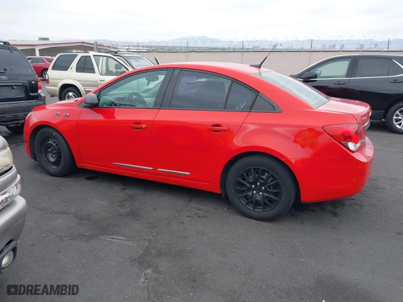 2014 Chevrolet Cruze LS with VIN 1G1PA5SG1E7182561, listed as a IAAI auction lot 41818810 with 162,415 mi miles. Bid and sale history available at carsss.com. Image 3.