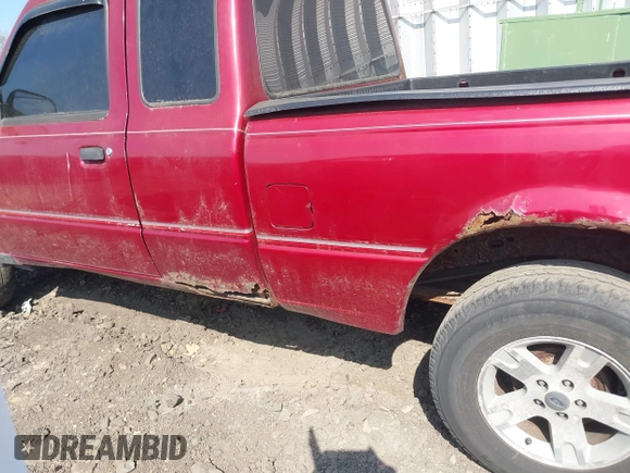 2004 Ford Ranger XL Fleet with VIN 1FTZR15E64TA13167, listed as a IAAI auction lot 42090757 with 172,247 mi miles. Bid and sale history available at carsss.com. Image 12.