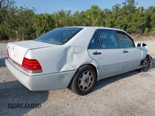 1992 Mercedes-Benz 500 с VIN WDBGA51E9NA025286, выставлен на аукционе IAAI как лот 42192298 с пробегом Не указан миль и . История ставок и продаж доступна на DreamBid. Изображение 4.