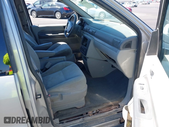 2005 Ford Freestar SES с VIN 2FMZA57625BA22238, выставлен на аукционе IAAI как лот 41840708 с пробегом 195 192 миль миль и . История ставок и продаж доступна на DreamBid. Изображение 5.