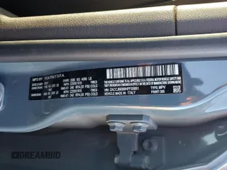 2017 Jeep Renegade Latitude z VIN ZACCJBBB6HPF05681, wystawiony jako Copart lot #56550575 z przebiegiem 142 647 mil mil oraz Szkoda całkowita • Salvage title. Historia ofert i sprzedaży dostępna na DreamBid. Obrazek 13.
