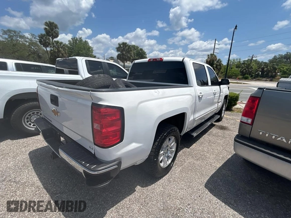 2015 Chevrolet Silverado 1500 LT with VIN 3GCUKREC7FG195909, listed as a Copart auction lot 55098325 with 250,093 mi miles and Clean Title. Bid and sale history available at carsss.com. Image 4.