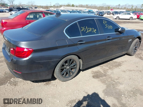 2012 BMW 5 Series 528i xDrive with VIN WBAXH5C5XCDW02071, listed as a IAAI auction lot 41831852 with 999,999 mi miles. Bid and sale history available at carsss.com. Image 4.