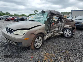 2005 Ford Focus S with VIN 1FAFP34N75W247734, listed as a Copart auction lot 57132875 with Not provided miles and Non repairable. Bid and sale history available at DreamBid. Image 1.