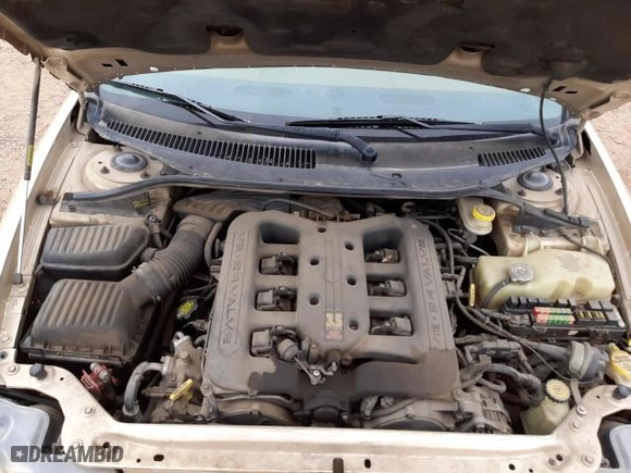 1999 Chrysler LHS with VIN 2C3HC56G0XH233303, listed as a Copart auction lot 42642835 with 124,887 mi miles and Clean Title. Bid and sale history available at carsss.com. Image 8.