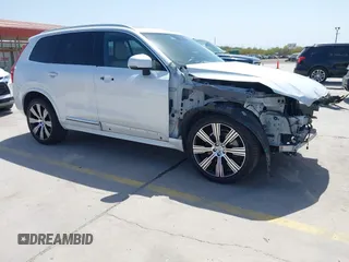 2021 Volvo XC90 Inscription with VIN YV4A22PLXM1773176, listed as a IAAI auction lot 41807839 with 34,245 mi miles. Bid and sale history available at carsss.com. Image 1.
