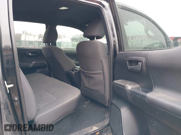 2017 Toyota Tacoma SR5 with VIN 5TFAZ5CN9HX043074, listed as a IAAI auction lot 41813109 with 137,335 mi miles and . Bid and sale history available at carsss.com. Image 8.