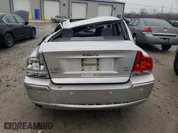 2007 Volvo S60 2.5L Turbo with VIN YV1RH592372614308, listed as a Copart auction lot 83752534 with 242,992 mi miles and Clean Title. Bid and sale history available at carsss.com. Image 6.