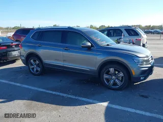 2019 Volkswagen Tiguan SEL Premium with VIN 3VV4B7AX6KM086321, listed as a IAAI auction lot 41121116 with 77,646 mi miles. Bid and sale history available at carsss.com. Image 13.