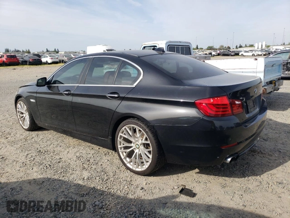 2012 BMW 5 Series 528i z VIN WBAXG5C56CDY28661, wystawiony jako Copart lot #53372745 z przebiegiem 130 810 mil mil oraz Szkoda całkowita • Salvage title. Historia ofert i sprzedaży dostępna na DreamBid. Obrazek 2.