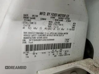 2010 Ford F-250 XL z VIN 1FTSW2BY2AEA50649, wystawiony jako Copart lot #60865215 z przebiegiem 178 506 mil mil oraz Szkoda całkowita • Salvage title. Historia ofert i sprzedaży dostępna na DreamBid. Obrazek 13.