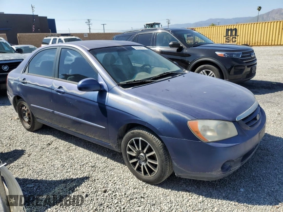 2004 Kia Spectra LX with VIN KNAFE122845046827, listed as a Copart auction lot 52262575 with 91,786 mi miles and Clean Title. Bid and sale history available at carsss.com. Image 4.