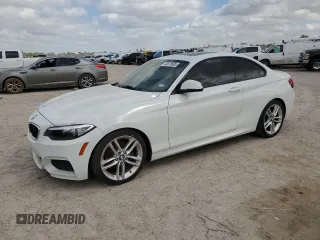 2016 BMW 2 Series 228i z VIN WBA1F9C57GV742193, wystawiony jako Copart lot #48878695 z przebiegiem Nie podano mil oraz Szkoda całkowita • Salvage title. Historia ofert i sprzedaży dostępna na DreamBid. Obrazek 1.