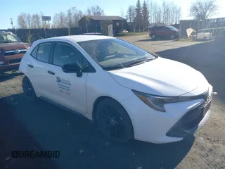 2021 Toyota Corolla Hatchback SE with VIN JTND4MBE7M3141993, listed as a Copart auction lot 73617514 with 20,029 mi miles and Salvage Title. Bid and sale history available at carsss.com. Image 4.