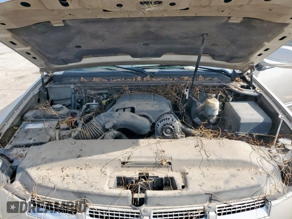 2007 Cadillac Escalade ESV z VIN 1GYFK66857R267560, wystawiony jako Copart lot #60111405 z przebiegiem 88 259 mil mil oraz Czysty tytuł • Clean title. Historia ofert i sprzedaży dostępna na DreamBid. Obrazek 12.