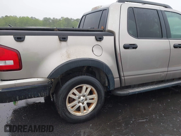 2008 Ford Explorer Sport Trac XLT с VIN 1FMEU31E58UA28088, выставлен на аукционе IAAI как лот 41966949 с пробегом 296 131 миль миль и . История ставок и продаж доступна на DreamBid. Изображение 14.