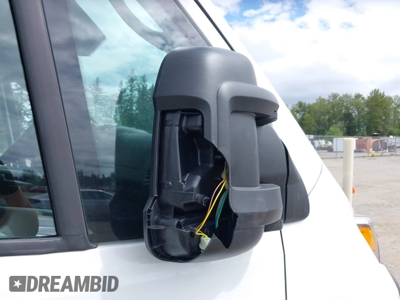 2025 Ram ProMaster Cargo Tradesman with VIN 3C6LRVDG5SE519375, listed as a IAAI auction lot 42217734 with 3,940 mi miles and . Bid and sale history available at DreamBid. Image 18.