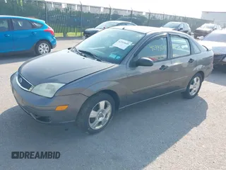 2007 Ford Focus S с VIN 1FAFP34N87W229682, выставлен на аукционе IAAI как лот 42393649 с пробегом 190 804 миль миль и . История ставок и продаж доступна на DreamBid. Изображение 2.