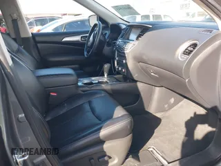 2020 Nissan Pathfinder SL with VIN 5N1DR2CN7LC579593, listed as a IAAI auction lot 41602545 with 62,783 mi miles. Bid and sale history available at carsss.com. Image 5.