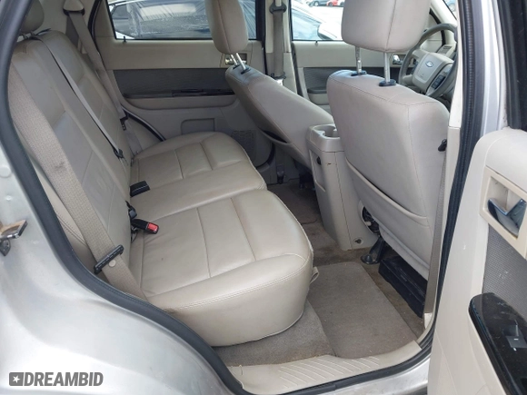 2009 Ford Escape Hybrid with VIN 1FMCU49319KA88009, listed as a IAAI auction lot 42065410 with 239,319 mi miles. Bid and sale history available at carsss.com. Image 8.