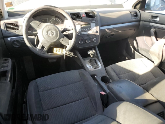 2010 Volkswagen Jetta S z VIN 3VWJZ7AJ6AM079244, wystawiony jako Copart lot #82582314 z przebiegiem 122 617 mil mil oraz Szkoda całkowita • Salvage title. Historia ofert i sprzedaży dostępna na DreamBid. Obrazek 8.