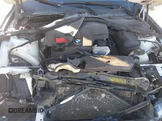2015 BMW 3 Series 328i с VIN WBA3A5C5XFF608299, выставлен на аукционе IAAI как лот 40904806 с пробегом 126 043 миль миль и . История ставок и продаж доступна на DreamBid. Изображение 10.