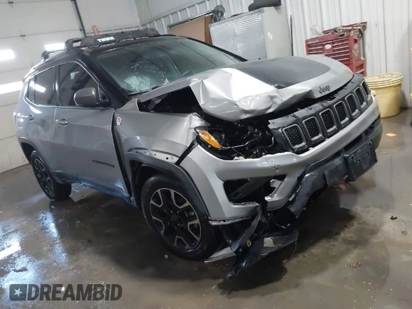 2019 Jeep Compass Trailhawk with VIN 3C4NJDDB9KT765459, listed as a IAAI auction lot 41319891 with 83,860 mi miles and . Bid and sale history available at carsss.com. Image 1.