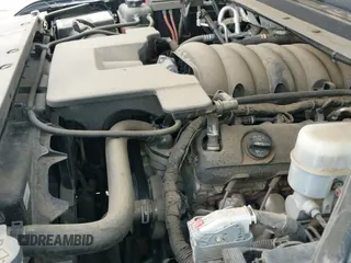 2018 Chevrolet Suburban LT z VIN 1GNSKHKC8JR357889, wystawiony jako IAAI lot #42908875 z przebiegiem 160 473 mil mil oraz . Historia ofert i sprzedaży dostępna na DreamBid. Obrazek 19.