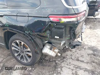 2021 Jeep Grand Cherokee Overland z VIN 1C4RJKDG7M8140271, wystawiony jako IAAI lot #41806329 z przebiegiem 39 160 mil mil oraz . Historia ofert i sprzedaży dostępna na DreamBid. Obrazek 18.