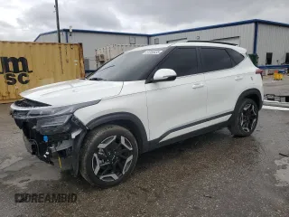 2024 Kia Seltos SX z VIN KNDETCA71R7553593, wystawiony jako Copart lot #51286435 z przebiegiem 23 644 mil mil oraz Szkoda całkowita • Salvage title. Historia ofert i sprzedaży dostępna na DreamBid. Obrazek 1.
