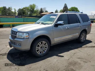 2008 Lincoln Navigator z VIN 5LMFU27558LJ04739, wystawiony jako Copart lot #60357475 z przebiegiem 167 144 mil mil oraz Czysty tytuł • Clean title. Historia ofert i sprzedaży dostępna na DreamBid. Obrazek 1.