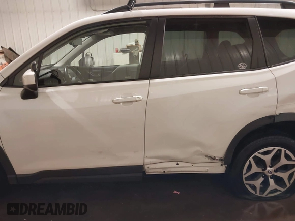 2021 Subaru Forester Premium with VIN JF2SKAFC5MH409162, listed as a IAAI auction lot 40907370 with 30,431 mi miles and . Bid and sale history available at DreamBid. Image 15.