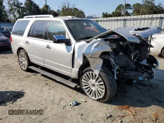 2017 Lincoln Navigator Reserve z VIN 5LMJJ2KT3HEL01874, wystawiony jako Copart lot #44534425 z przebiegiem 28 789 mil mil oraz Szkoda całkowita • Salvage title. Historia ofert i sprzedaży dostępna na DreamBid. Obrazek 4.