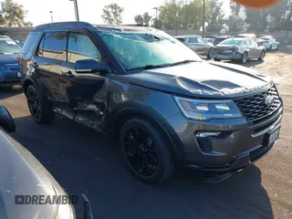 2019 Ford Explorer Sport z VIN 1FM5K8GT4KGB27774, wystawiony jako IAAI lot #42588168 z przebiegiem 26 186 mil mil oraz . Historia ofert i sprzedaży dostępna na DreamBid. Obrazek 1.