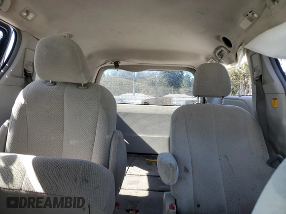 2011 Toyota Sienna LE with VIN 5TDJK3DC4BS005853, listed as a Copart auction lot 53582855 with 198,198 mi miles and Salvage Title. Bid and sale history available at carsss.com. Image 10.