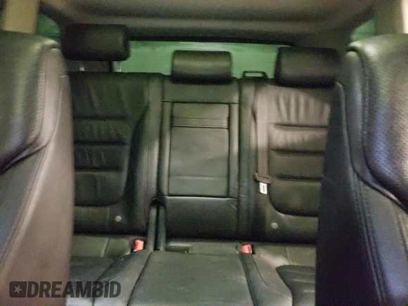 2016 Volkswagen Touareg Sport with VIN WVGEF9BP5GD012758, listed as a Copart auction lot 85434084 with 111,746 mi miles and Salvage Title. Bid and sale history available at DreamBid. Image 10.