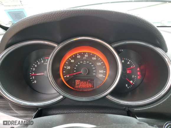 2013 Kia Sorento SX with VIN 5XYKWDA2XDG387669, listed as a Copart auction lot 52858795 with 208,069 mi miles and Salvage Title. Bid and sale history available at carsss.com. Image 9.