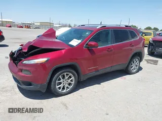 2017 Jeep Cherokee Latitude with VIN 1C4PJLCBXHW661148, listed as a IAAI auction lot 42146384 with 136,391 mi miles and . Bid and sale history available at DreamBid. Image 17.